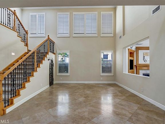 3rd image of 27752 Manor Hill Rd
