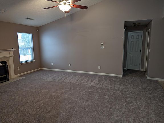 3rd image of 1037 Meriman Dr