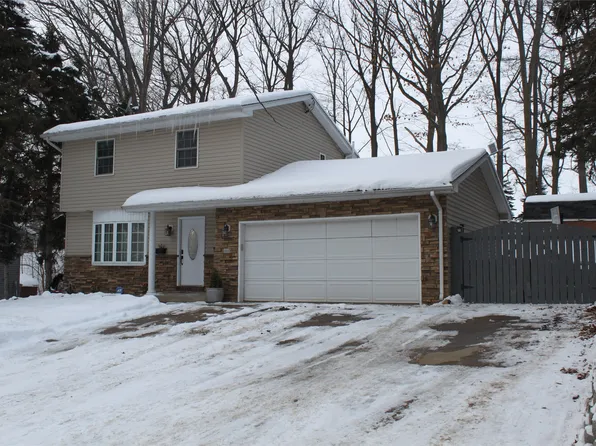 2018 Zimmerly Rd, Erie, PA 16509