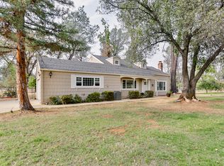 16025 Setting Sun Dr, Anderson, CA 96007