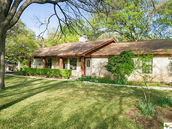 5th image of 308 Leisurewoods Dr