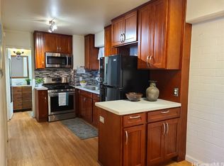 2450 Date St APT 10, Honolulu, HI 96826