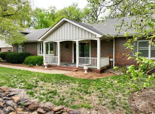 116 Mount Barbara Dr, Salina, KS 67401