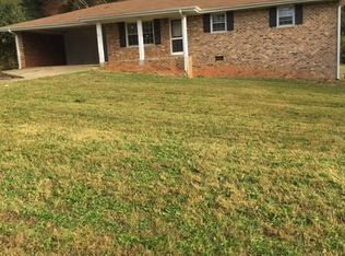 30 Peek Dr, Carrollton, GA 30116