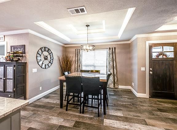 4th image of 2820 La Quinta Dr