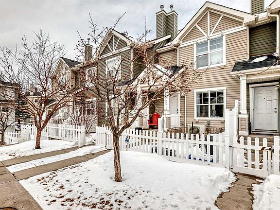 3rd image of 389 SW Elgin Gdns SE