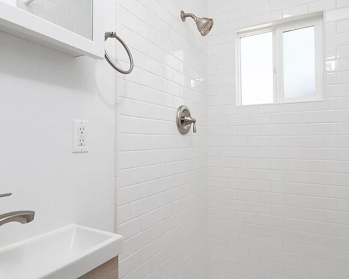 1414 Roosevelt Ave — Photo 26