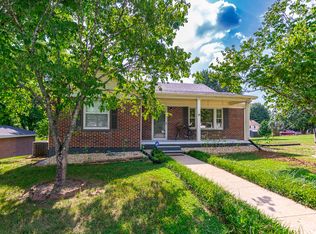 801 2nd Ave, Fayetteville, TN 37334