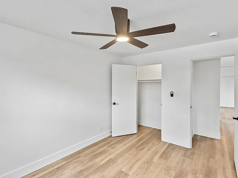 Marion Street Apartments — Photo 27