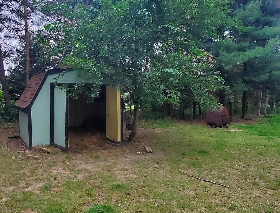 9000 Case Rd, Brooklyn, MI 49230 Zillow