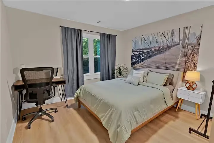 1239 Elizabeth Ave SW — Photo 9