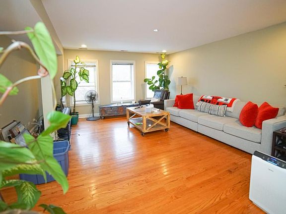 5th image of 6100 N Talman Ave APT A3