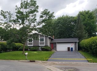 4765 Upland Ln N, Plymouth, MN 55446