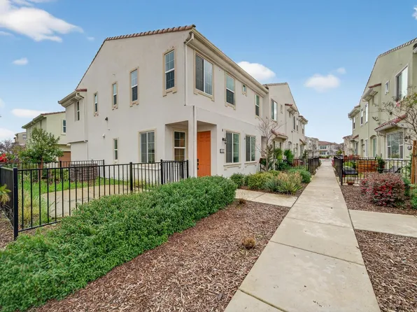 5301 E Commerce Way Unit 43101, Sacramento, CA 95835