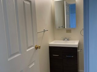 357 W Hawthorne Cir, Mount Prospect, IL 60056