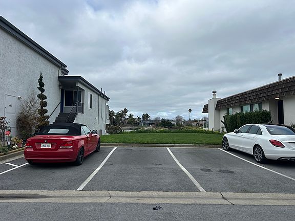 3rd image of 500 S Fathom Dr #1