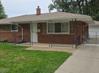 5123 Harrison St, Wayne, MI 48184