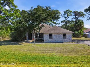 1031 Peacock Ave NE, Palm Bay, FL 32907