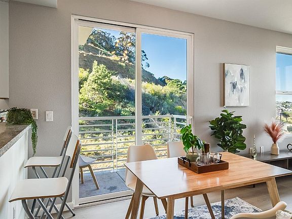 3rd image of 501 Crescent Way APT 5406