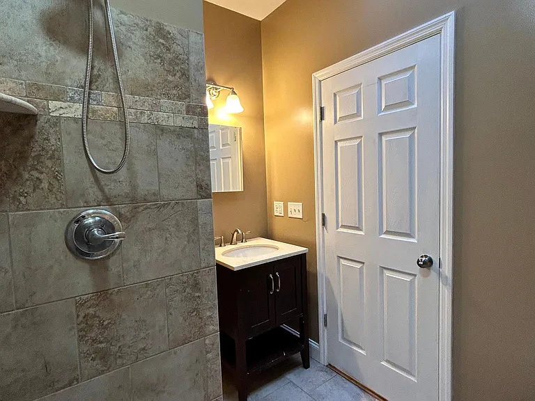 294 Lark St #2 — Photo 21