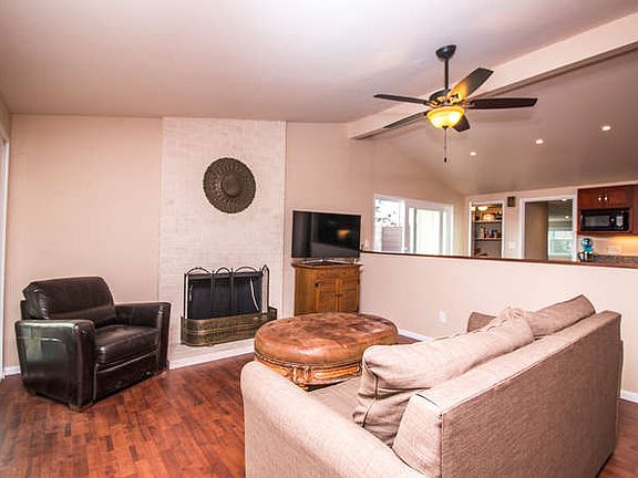 3rd image of 2527 Monette Dr