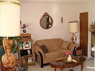 3rd image of 1395 Bobolink Dr