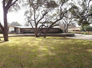 4930 Ridgeview Dr, Waco, TX 76710