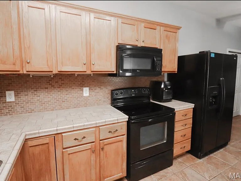 21579 Harlan Ln #1A — Photo 9