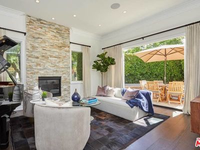 878 S Gretna Green Way, Los Angeles, CA, 90049