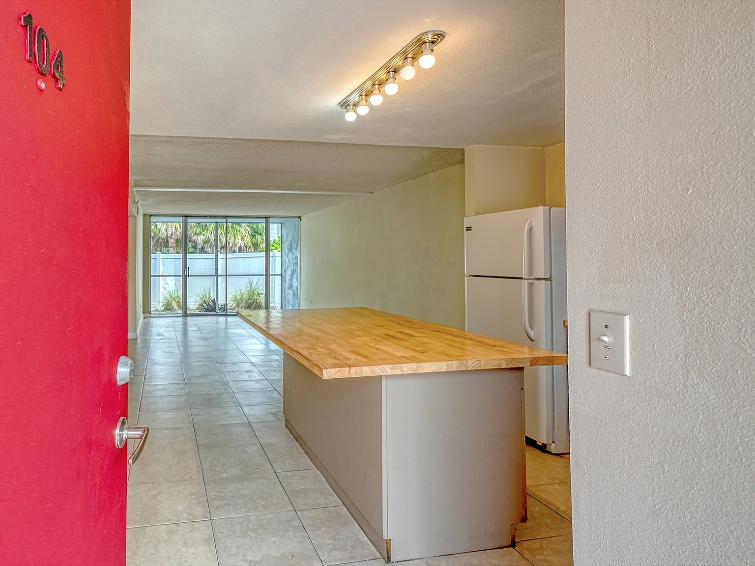 1250 2nd Street - 104 — Photo 3