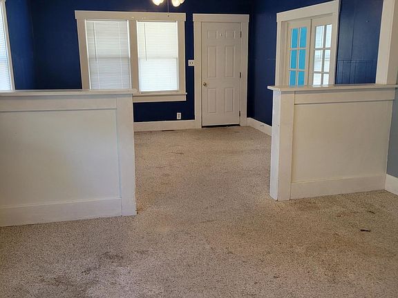 3rd image of 117 N Park St