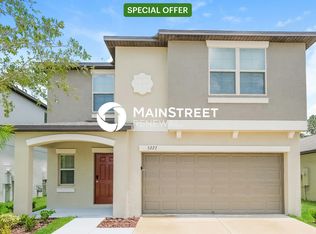 5227 White Chicory Dr, Apollo Beach, FL 33572