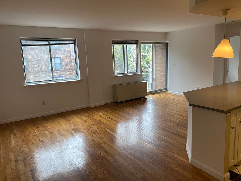 1st image of 11006 72nd Ave #4D