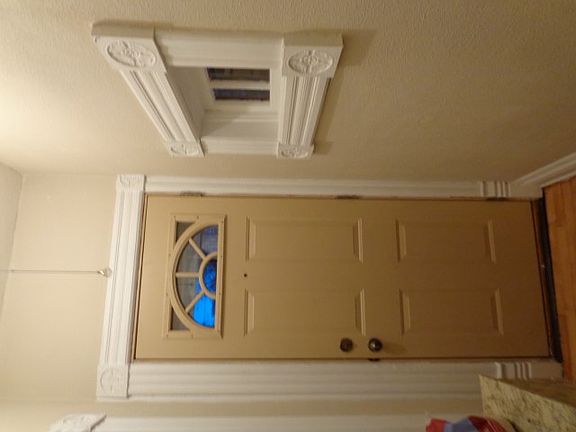 2nd image of 1601 Wyatt Ave