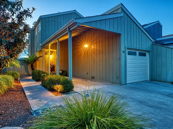 11 Berkeley Ct, Santa Cruz, CA 95062