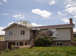 13 Dragon Fly Dr, Cody, WY 82414