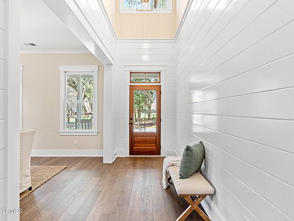 3rd image of 15 Habersham Park