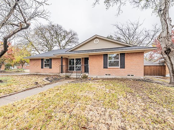 3rd image of 4518 Live Oak Dr