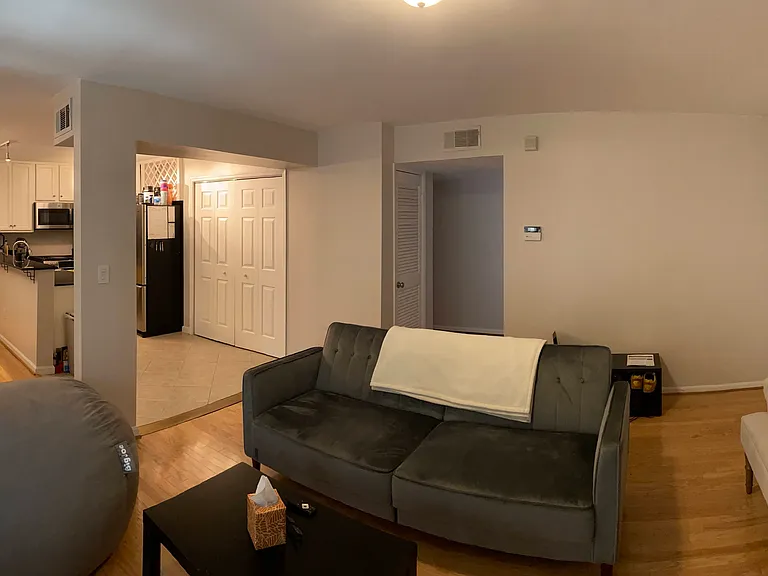1445 Monroe Dr NE — Photo 3