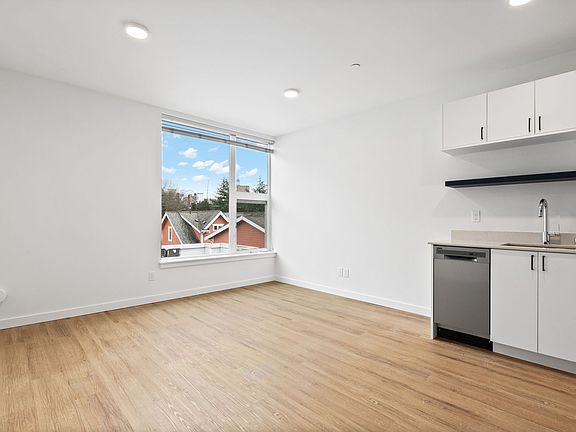 5th image of 6820 Oswego Pl NE #502
