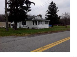 5555 Horseshoe Lake Rd, Stafford, NY 14143