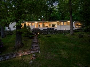 17 Richmond Hill Rd, Weston, CT 06883