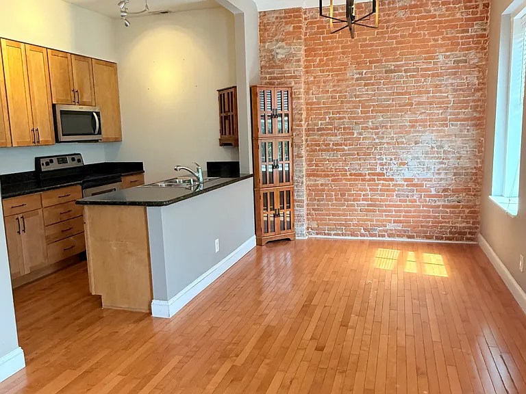 1703 S 11th St #D — Photo 4