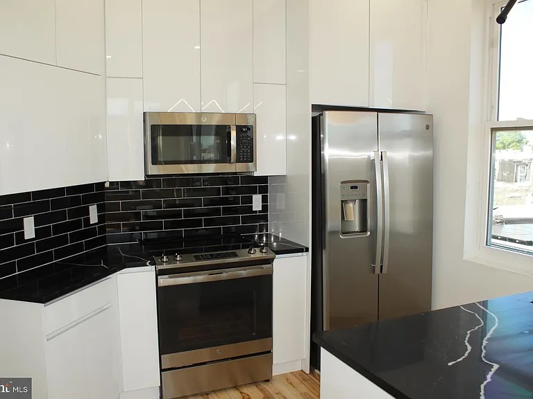 3017 Ridge Ave #B — Photo 11