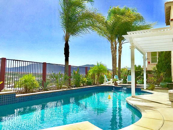 4th image of 33025 Anasazi Dr