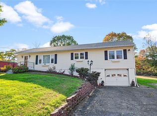 251 Mountain View Ave, Wallkill, NY 12589