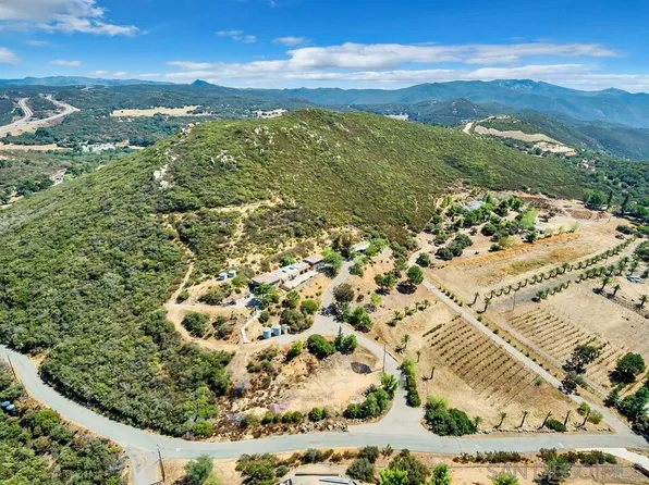 23611-13 Old Ranch Rd, Alpine, CA 91901