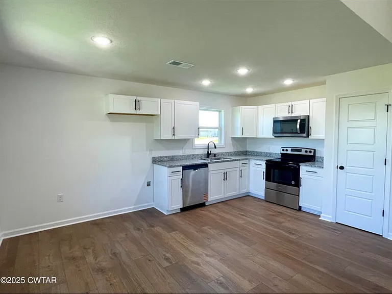 14033 Westhaven Cv — Photo 3
