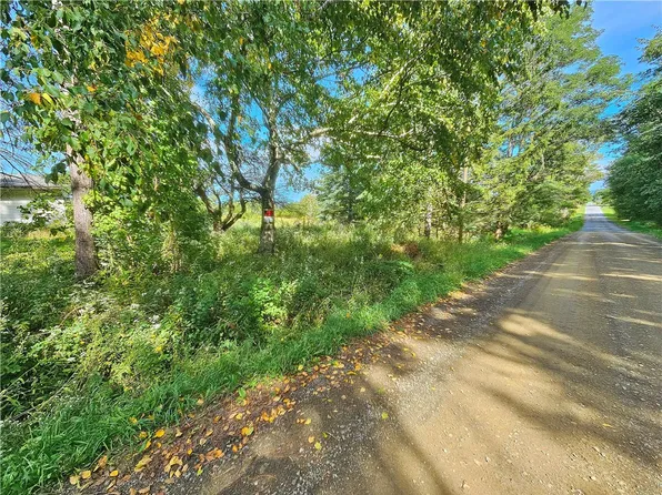 8237 Ford Rd, Branchport, NY 14418