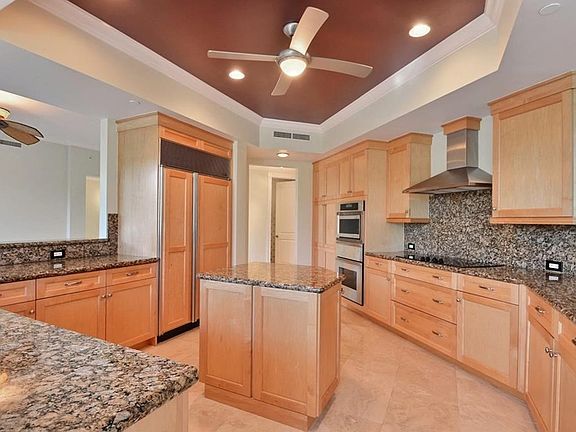 4th image of 801 N Swim Club Dr APT 3B